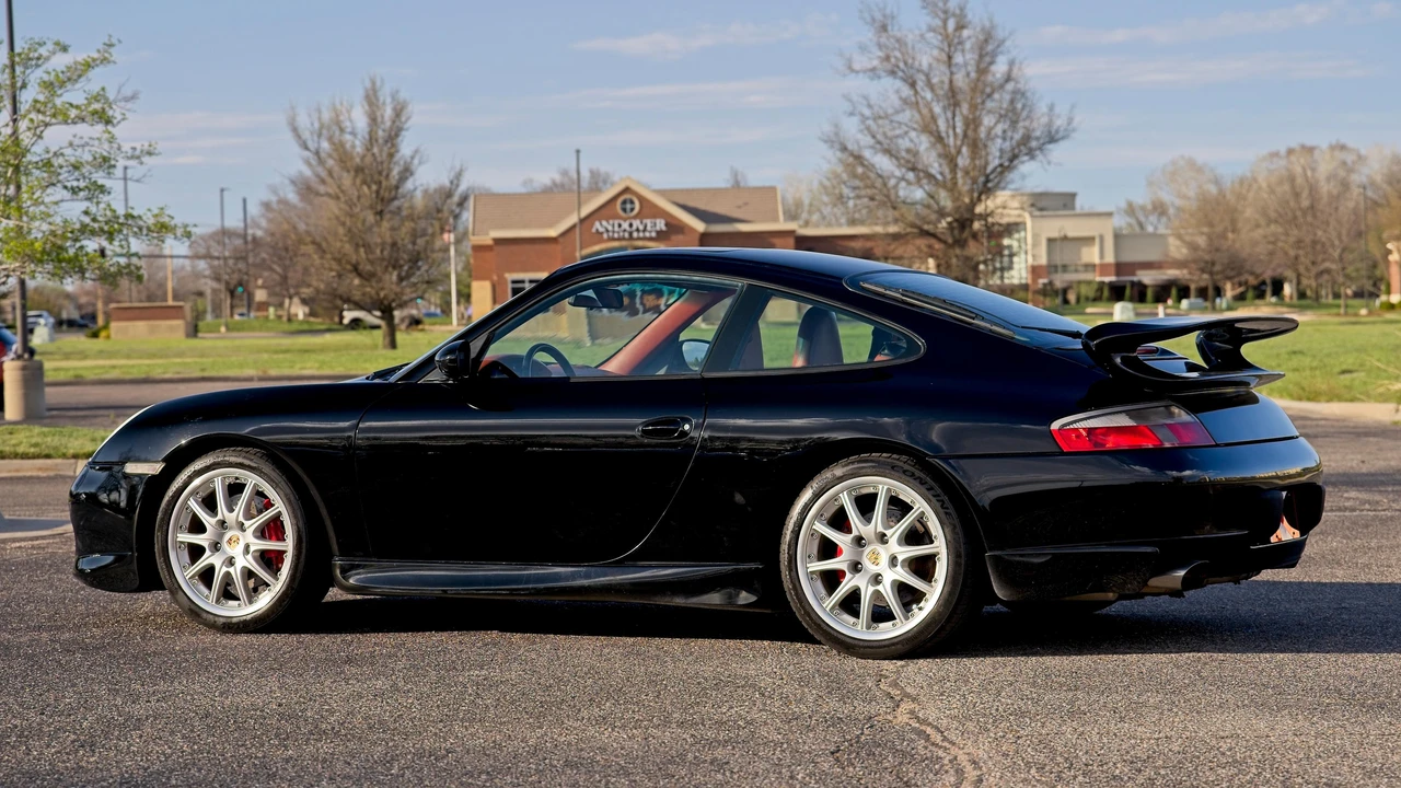 1999 Porsche 996 Carrera - Image 11 of 31
