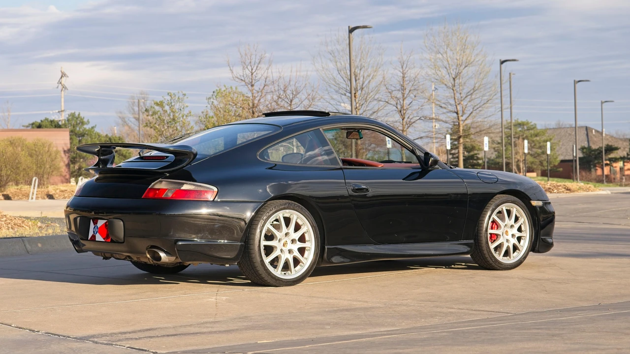 1999 Porsche 996 Carrera - Image 14 of 31