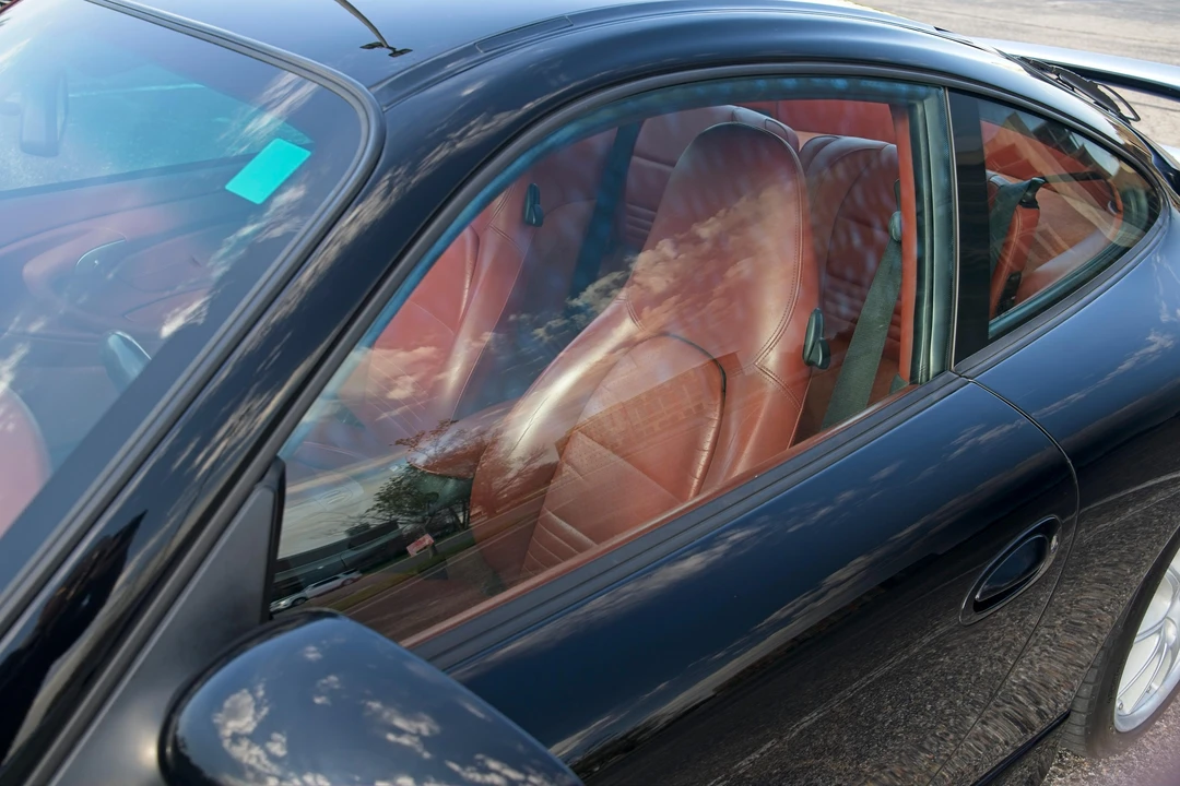 1999 Porsche 996 Carrera - Image 29 of 31