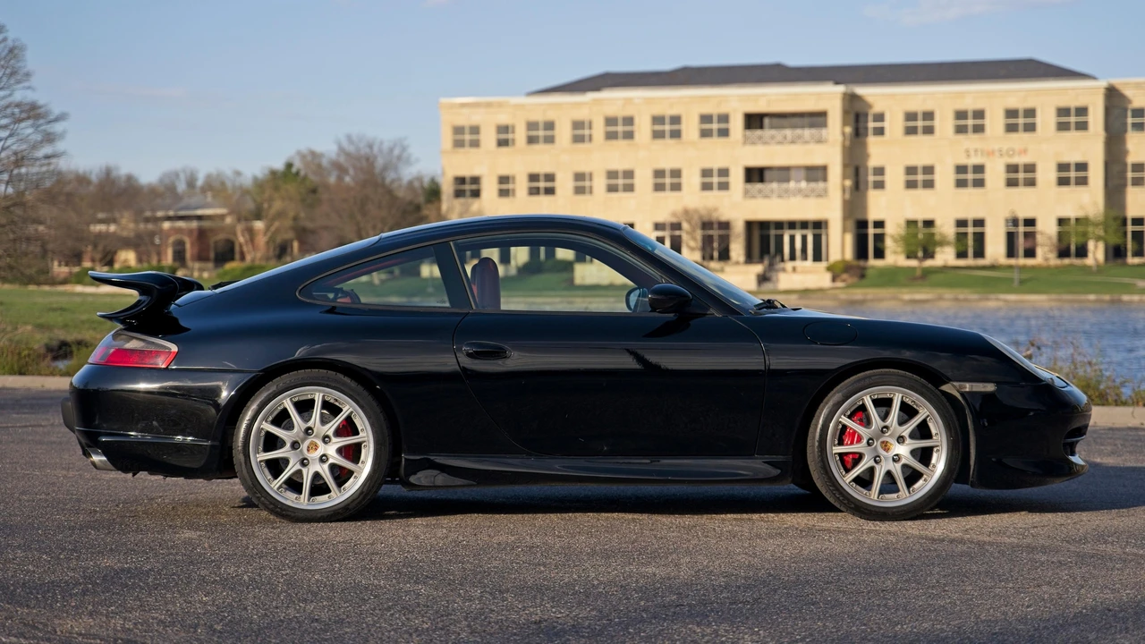 1999 Porsche 996 Carrera - Image 15 of 31