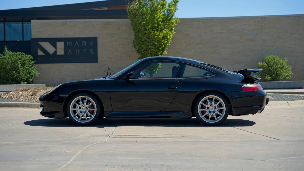 1999 Porsche 996 Carrera - Image 10 of 31