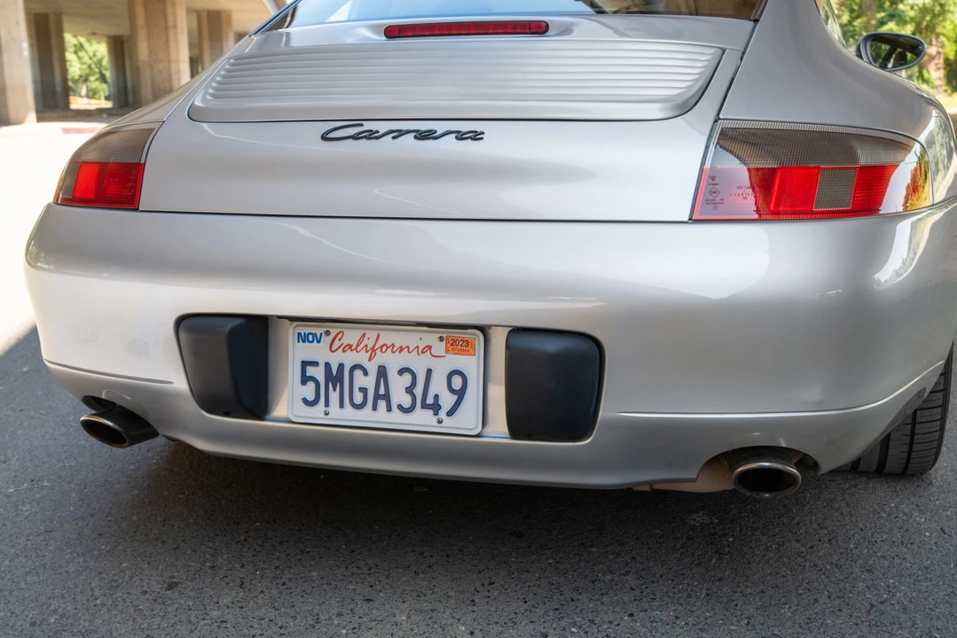 1999 Porsche 996 Carrera - Image 16 of 31
