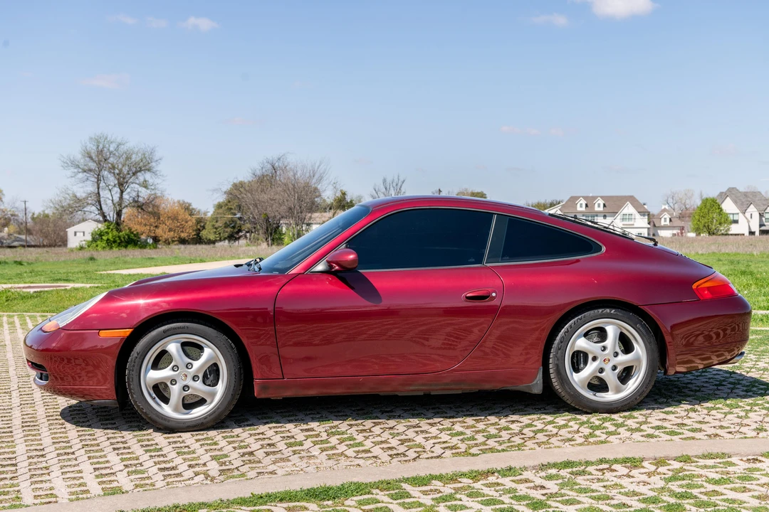 1999 Porsche 996 Carrera - Image 8 of 31