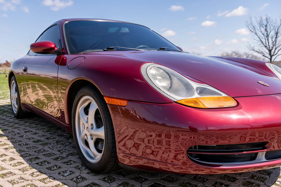 1999 Porsche 996 Carrera - Image 12 of 31