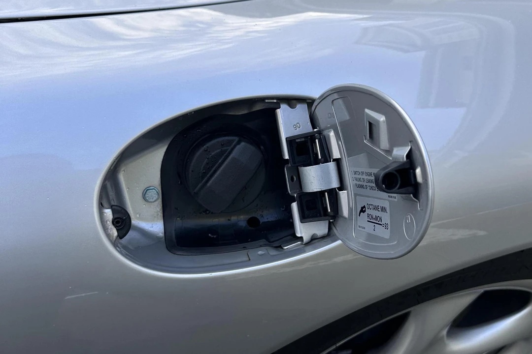 1999 Porsche 996 Carrera - Image 24 of 31