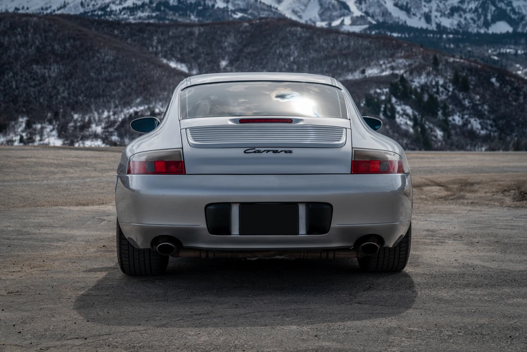 1999 Porsche 996 Carrera - Image 24 of 31