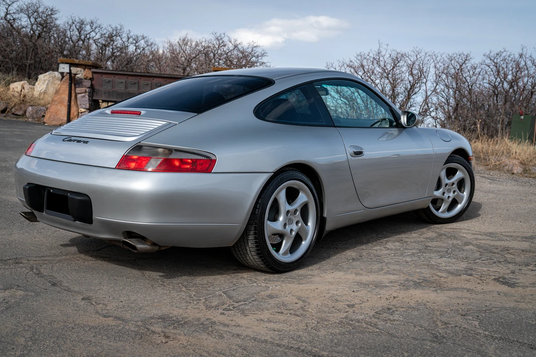 1999 Porsche 996 Carrera - Image 28 of 31