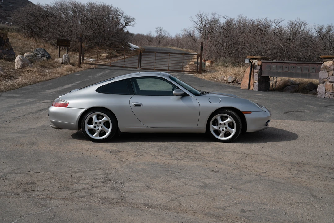 1999 Porsche 996 Carrera - Image 29 of 31
