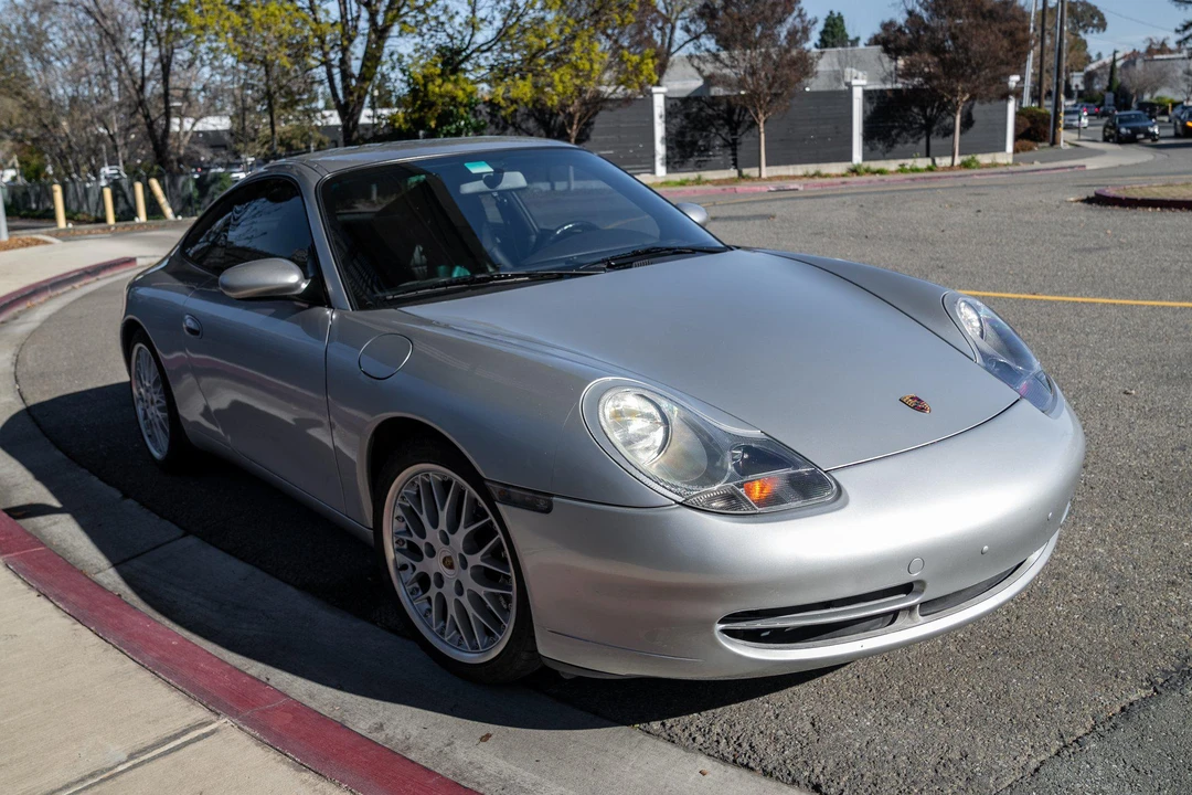 1999 Porsche 996 Carrera - Image 12 of 31