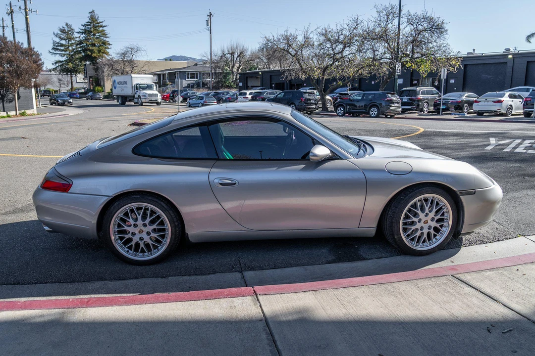 1999 Porsche 996 Carrera - Image 11 of 31