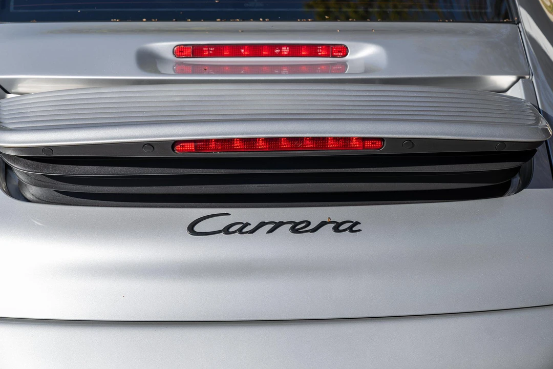1999 Porsche 996 Carrera - Image 17 of 31