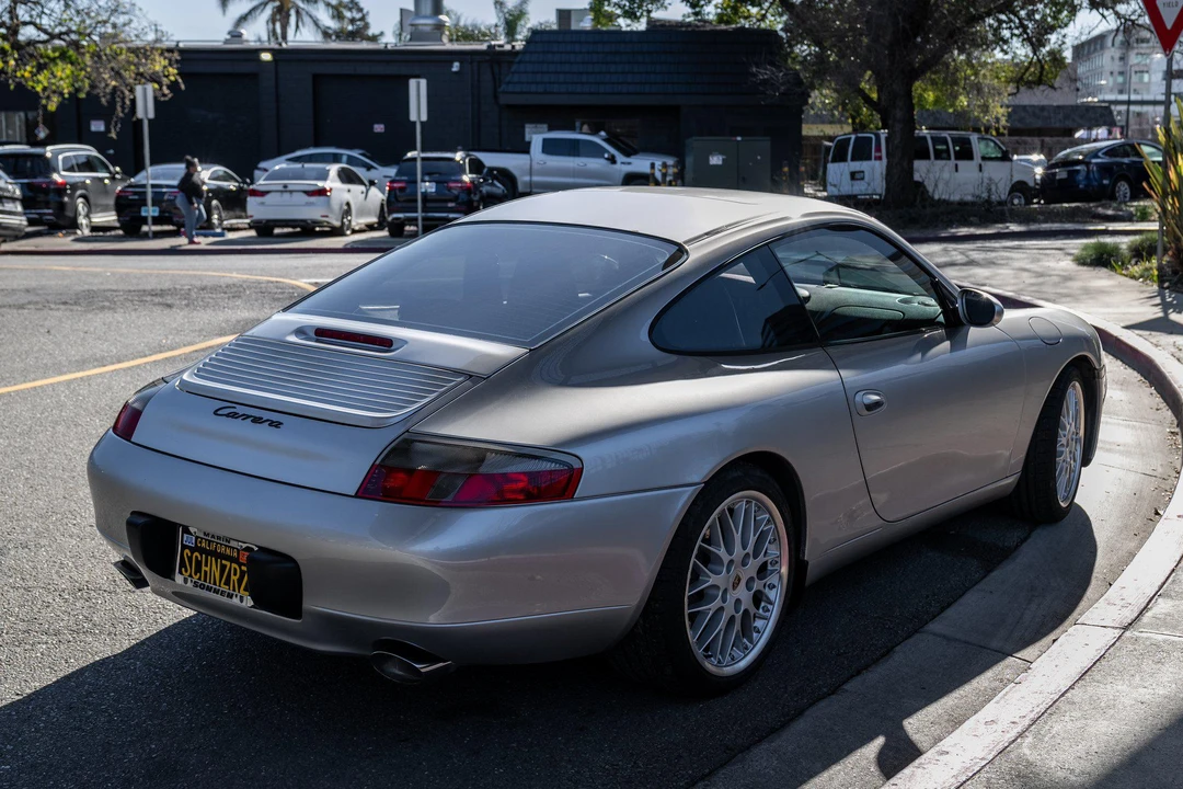 1999 Porsche 996 Carrera - Image 10 of 31