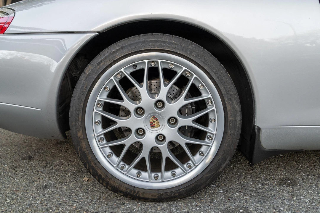1999 Porsche 996 Carrera - Image 29 of 31