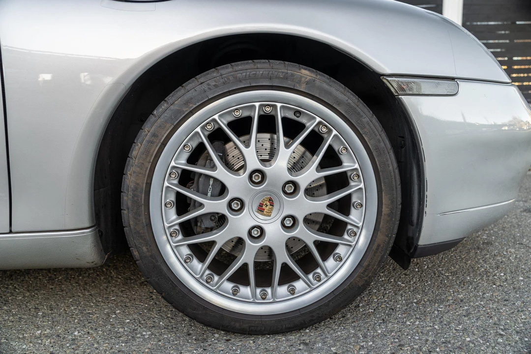 1999 Porsche 996 Carrera - Image 30 of 31
