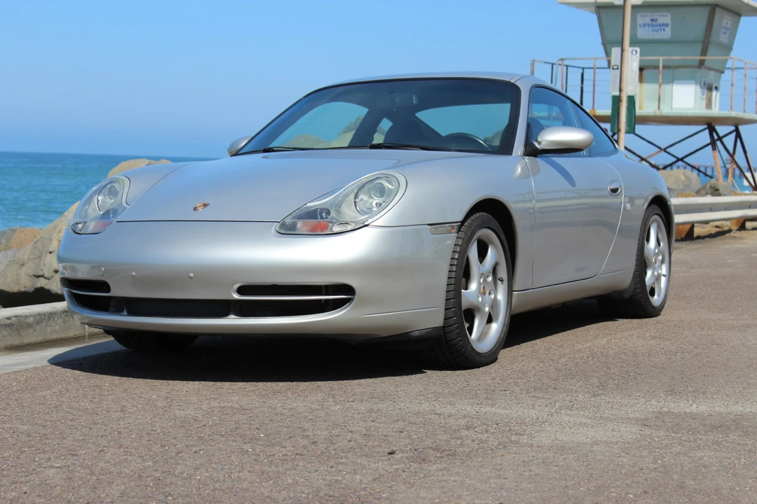 1999 Porsche 996 Carrera - Image 28 of 31