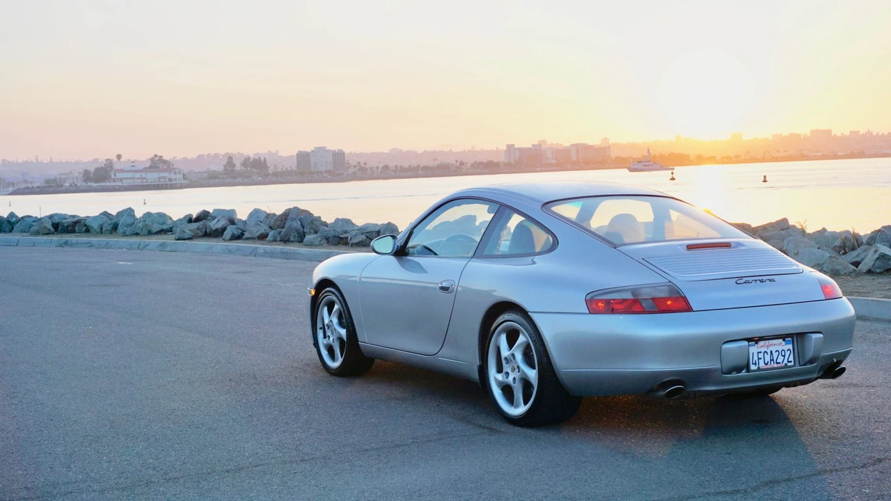 1999 Porsche 996 Carrera - Image 18 of 31