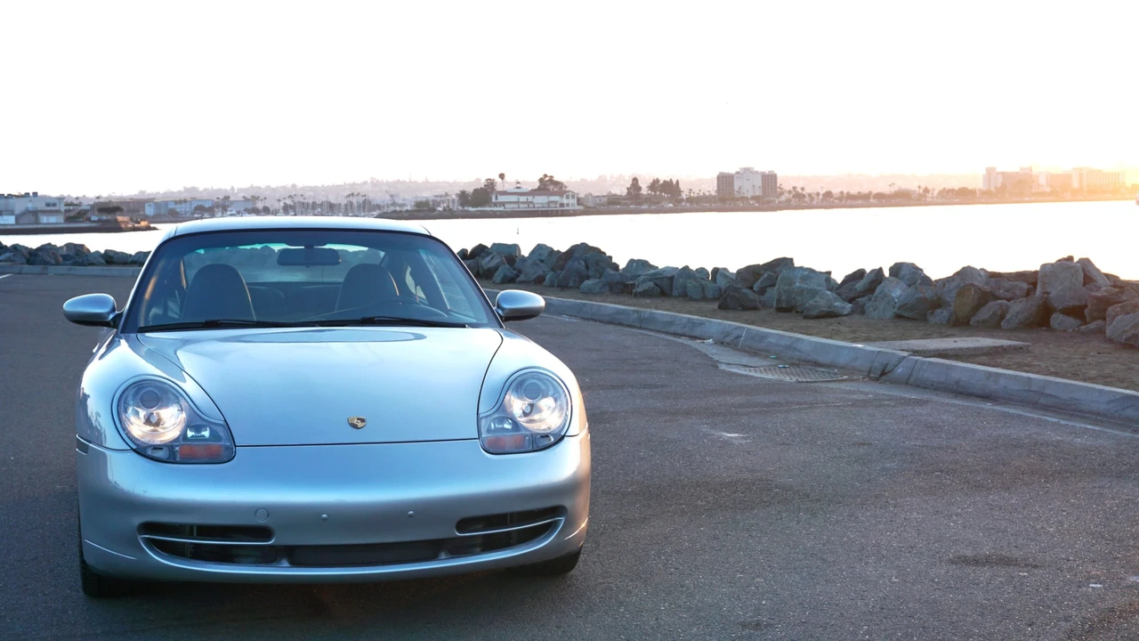 1999 Porsche 996 Carrera - Image 25 of 31