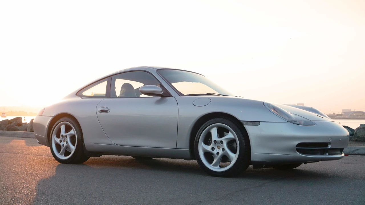 1999 Porsche 996 Carrera - Image 12 of 31