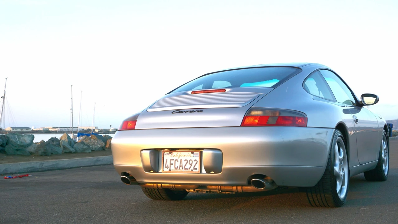 1999 Porsche 996 Carrera - Image 9 of 31