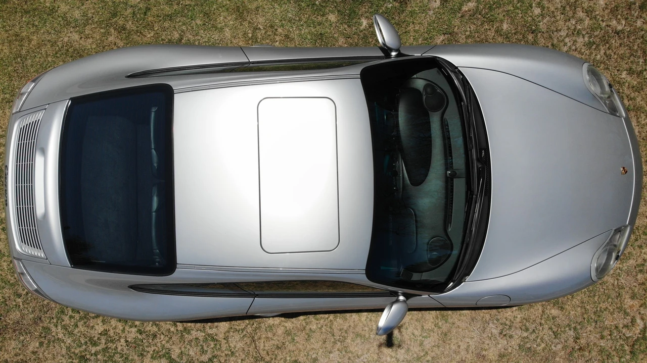 1999 Porsche 996 Carrera - Image 27 of 31