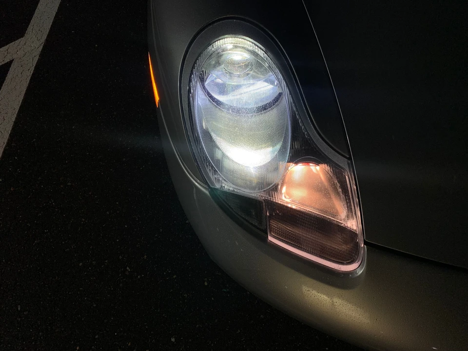 1999 Porsche 996 Carrera - Image 21 of 30