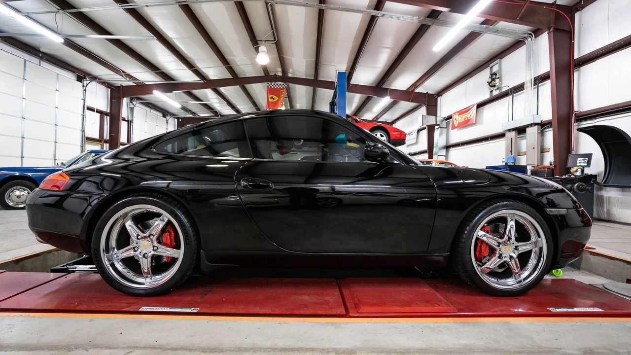 1999 Porsche 996 Carrera - Image 6 of 28