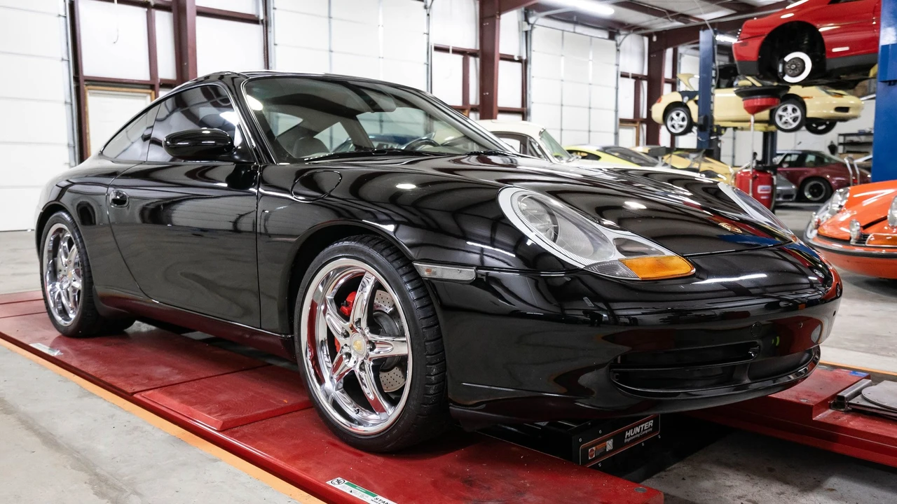 1999 Porsche 996 Carrera - Image 7 of 28