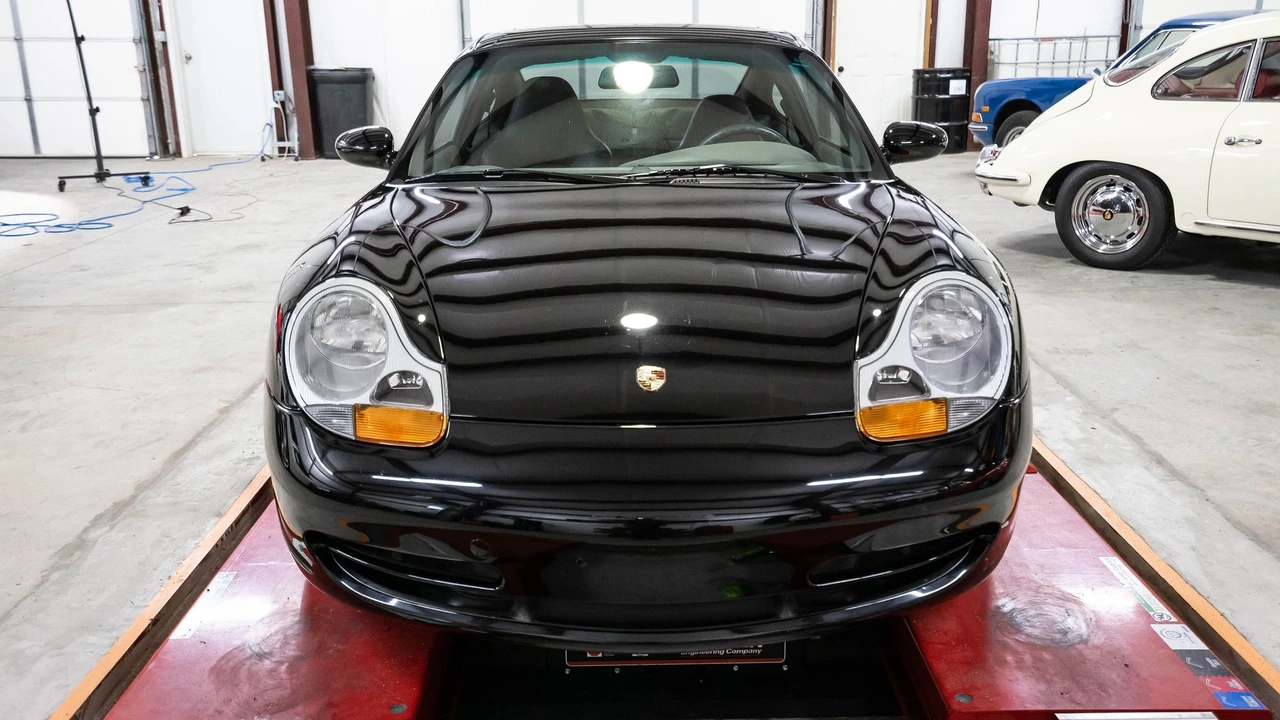 1999 Porsche 996 Carrera - Image 8 of 28