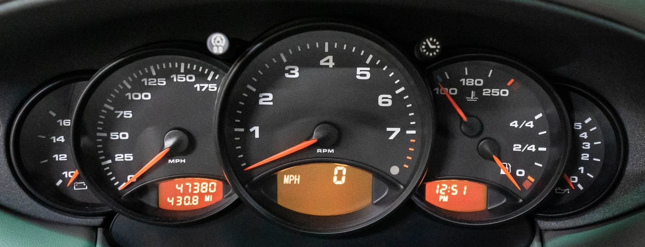 1999 Porsche 996 Carrera - Image 13 of 28