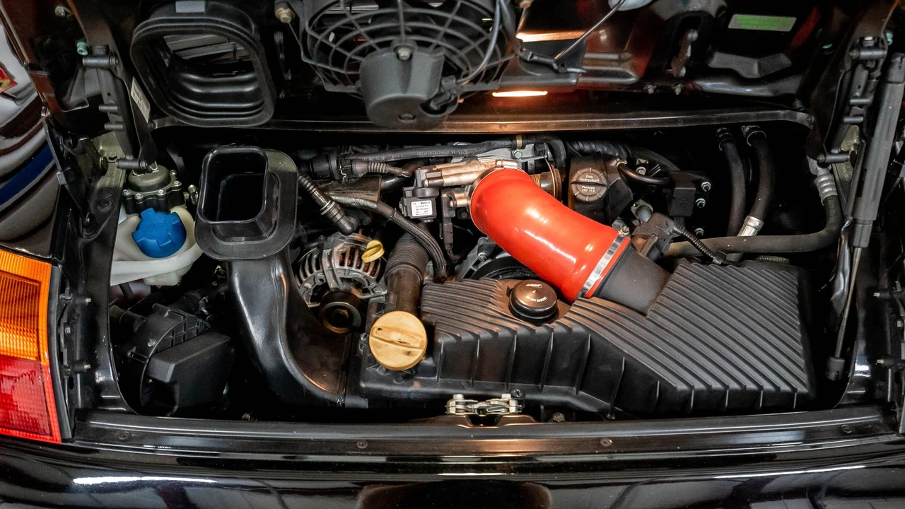 1999 Porsche 996 Carrera - Image 17 of 28