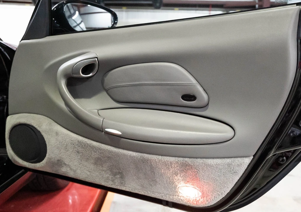 1999 Porsche 996 Carrera - Image 18 of 28