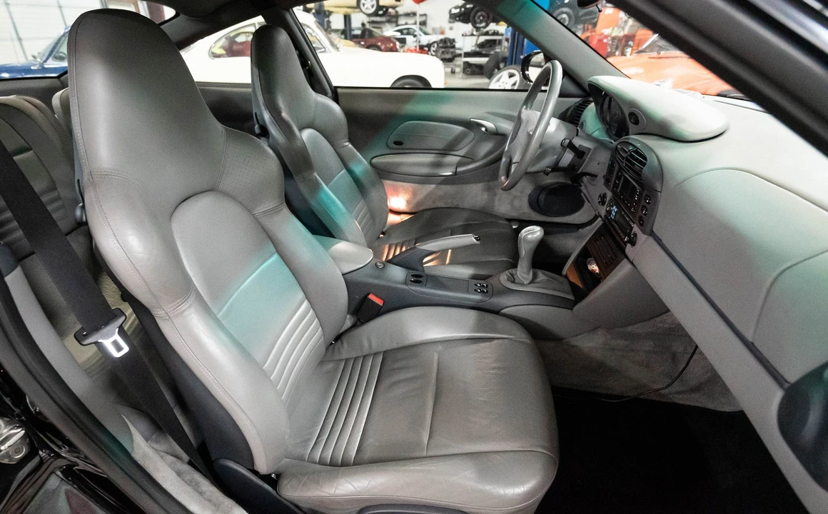 1999 Porsche 996 Carrera - Image 20 of 28