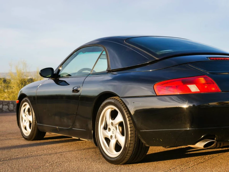1999 Porsche 996 Carrera - Image 10 of 24