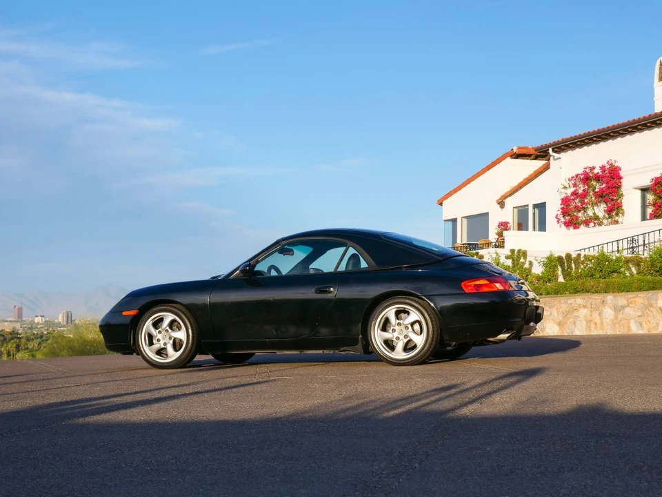 1999 Porsche 996 Carrera - Image 9 of 24