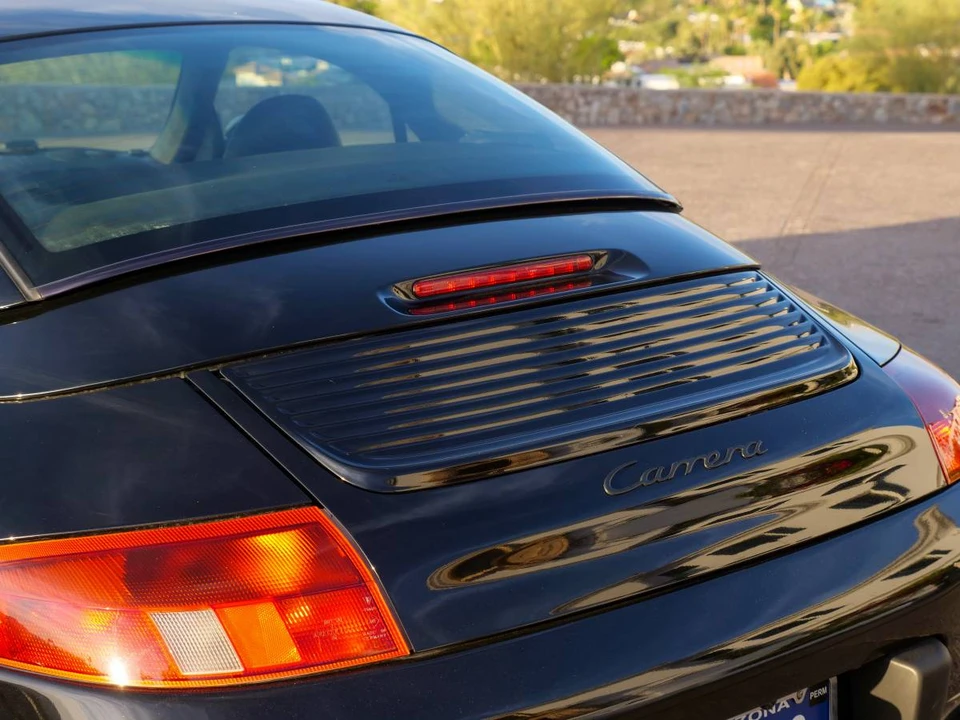 1999 Porsche 996 Carrera - Image 11 of 24