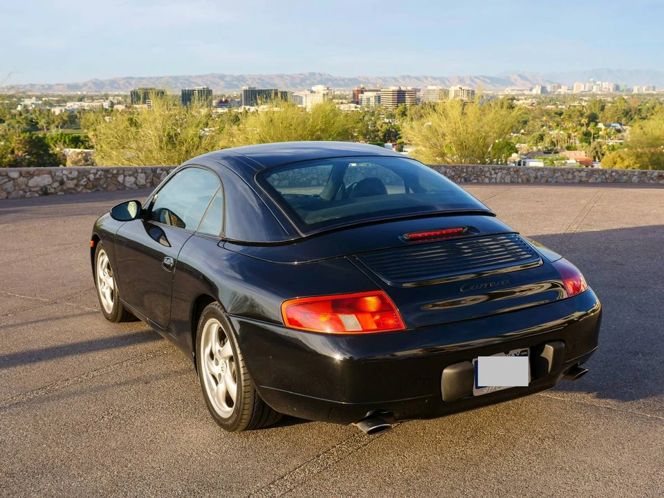 1999 Porsche 996 Carrera - Image 18 of 24