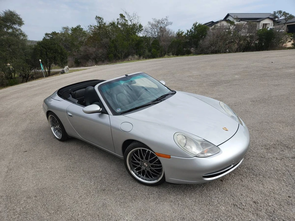 1999 Porsche 996 Carrera - Image 10 of 24