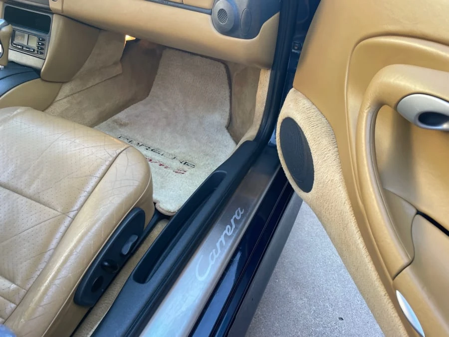 1999 Porsche 996 Carrera - Image 11 of 12