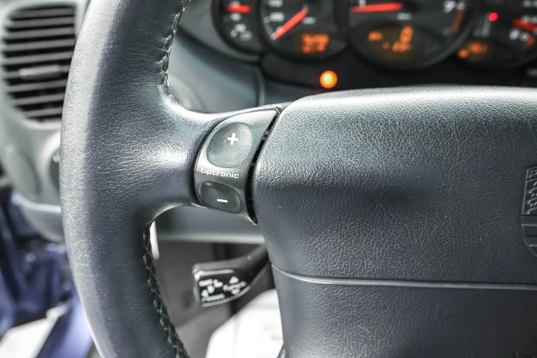 1999 Porsche 996 Carrera - Image 13 of 21