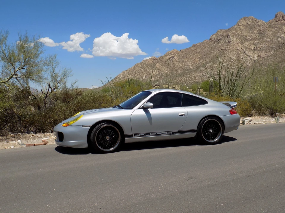 1999 Porsche 996 Carrera - Image 12 of 31
