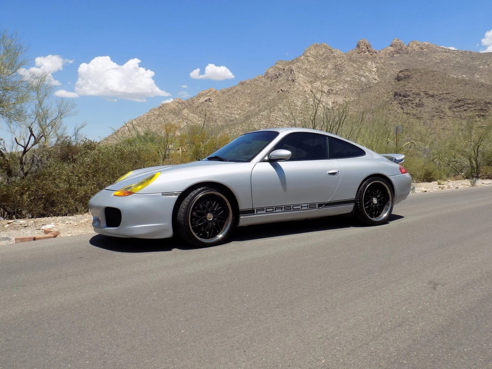 1999 Porsche 996 Carrera - Image 11 of 31