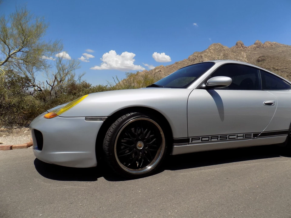 1999 Porsche 996 Carrera - Image 26 of 31