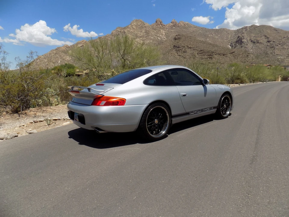1999 Porsche 996 Carrera - Image 21 of 31