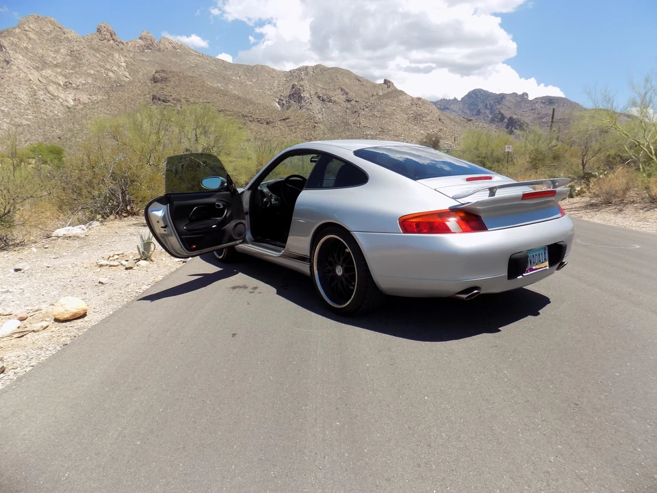 1999 Porsche 996 Carrera - Image 20 of 31