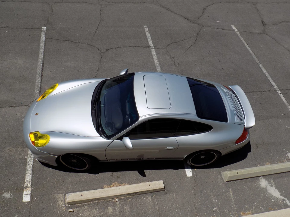1999 Porsche 996 Carrera - Image 15 of 31