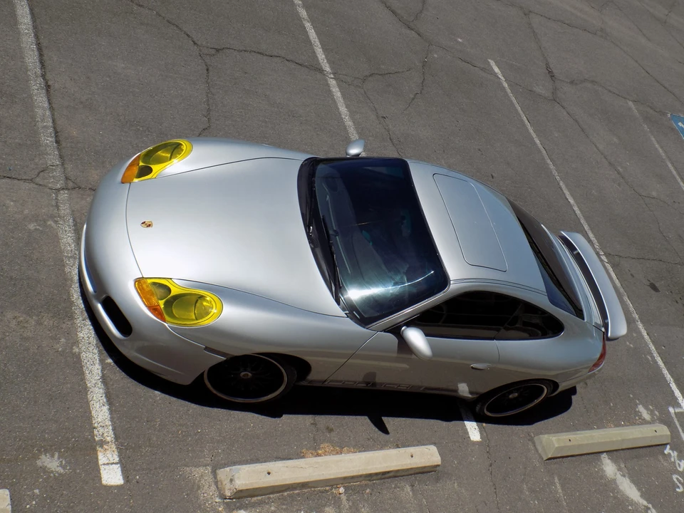 1999 Porsche 996 Carrera - Image 16 of 31