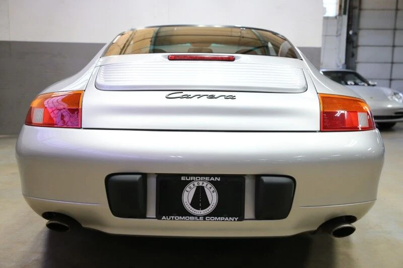 1999 Porsche 996 Carrera - Image 25 of 31