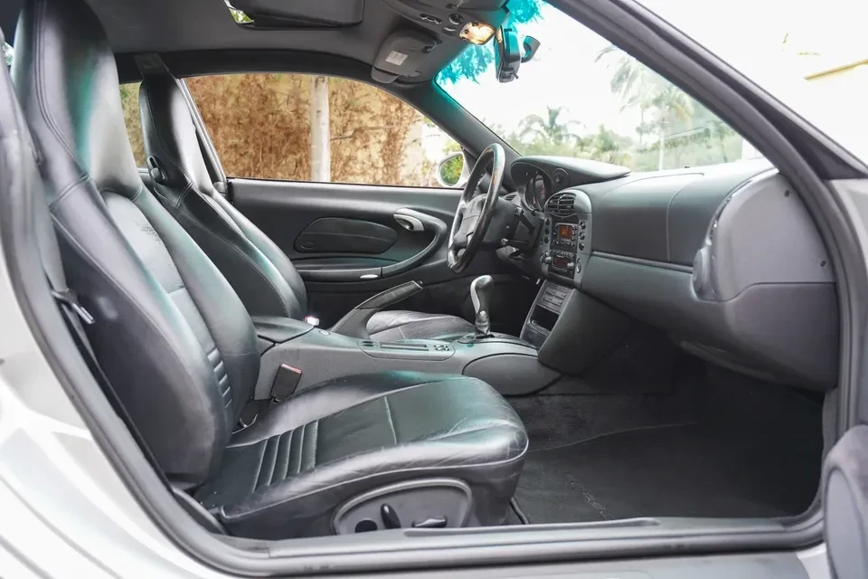1999 Porsche 996 Carrera - Image 13 of 20