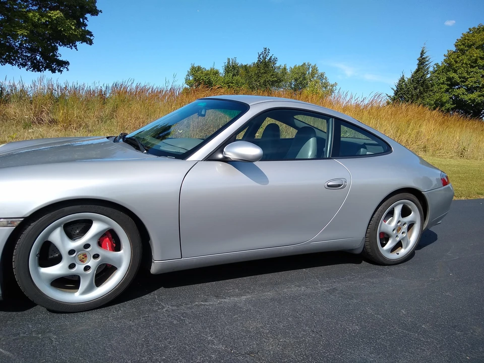 1999 Porsche 996 Carrera - Image 9 of 31