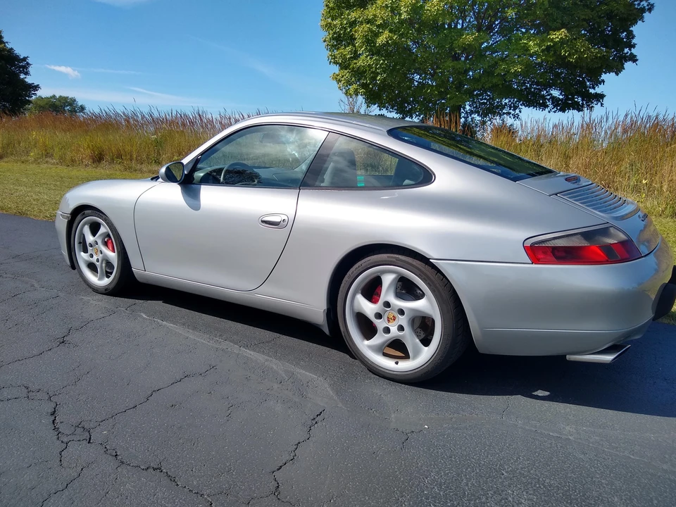 1999 Porsche 996 Carrera - Image 11 of 31
